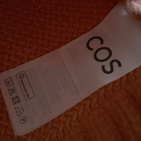 Cos racked stitch knitted vest in orange size M - Picture 5 of 10